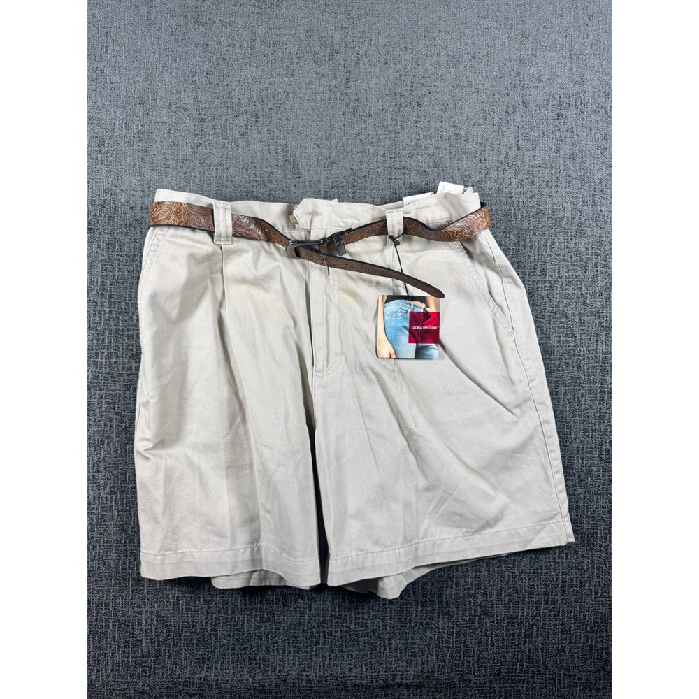 Gloria Vanderbilt Womens Khaki Pleated Chino Shorts with Western Belt Beige 12